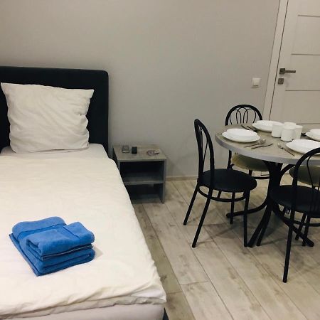 Welcome Apartments В Центре Uzjhorod Exteriör bild