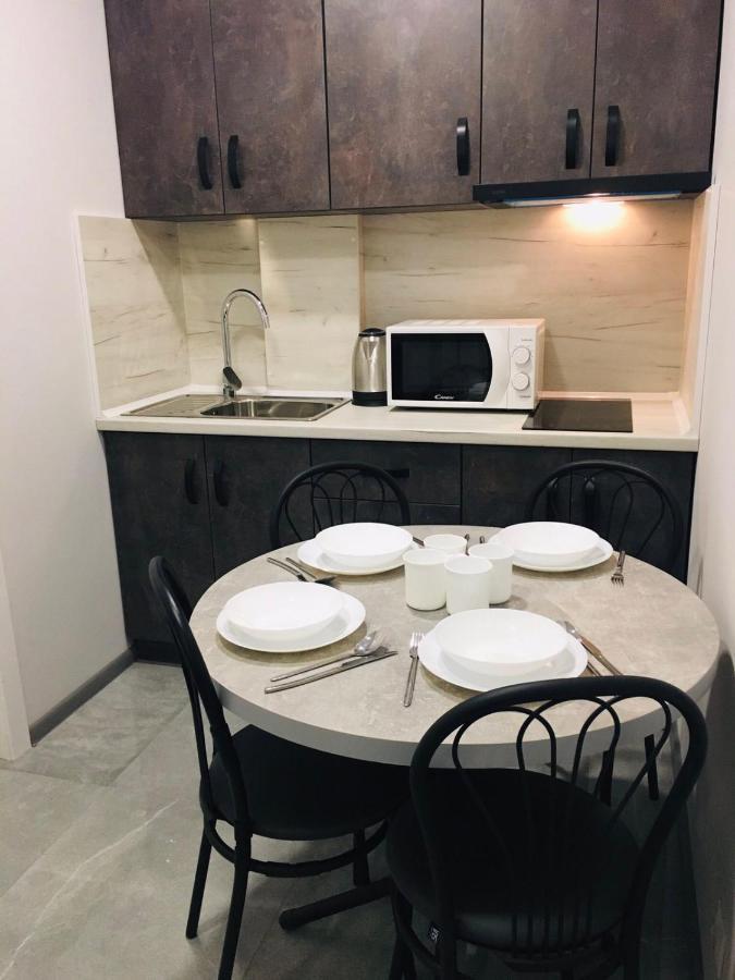 Welcome Apartments В Центре Uzjhorod Exteriör bild