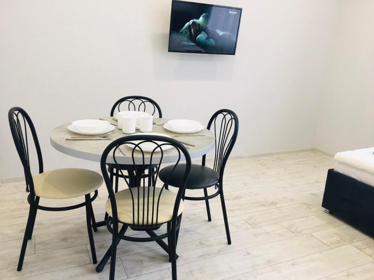 Welcome Apartments В Центре Uzjhorod Exteriör bild